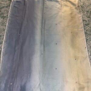 Blue and Cream Star Patterned curtain